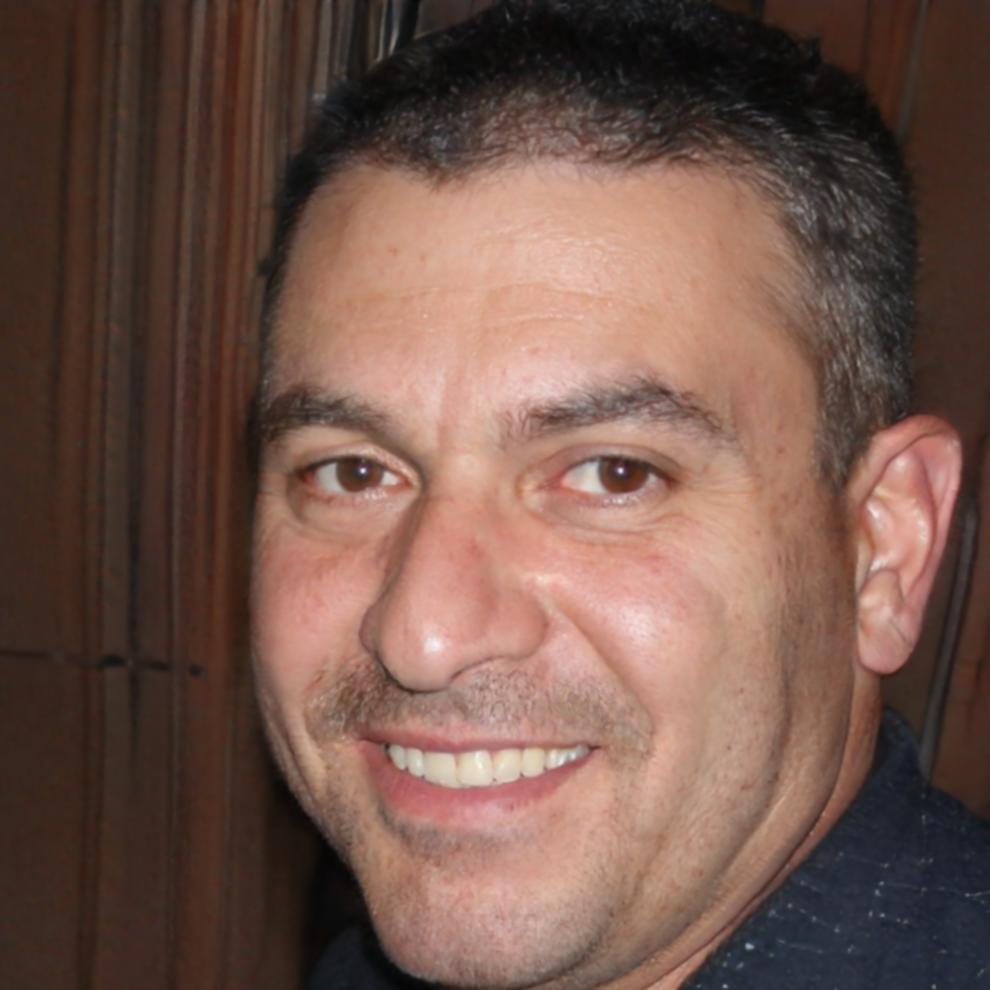 Retrato de Gaspar Villamediana, especialista en técnicas avanzadas